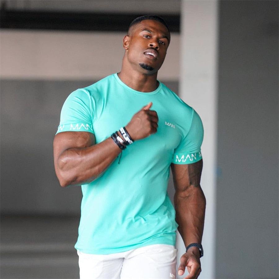 Men's short-sleeved breathable polyester gym fitness T-shirt for summer